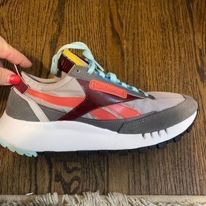 reebok practically brand new